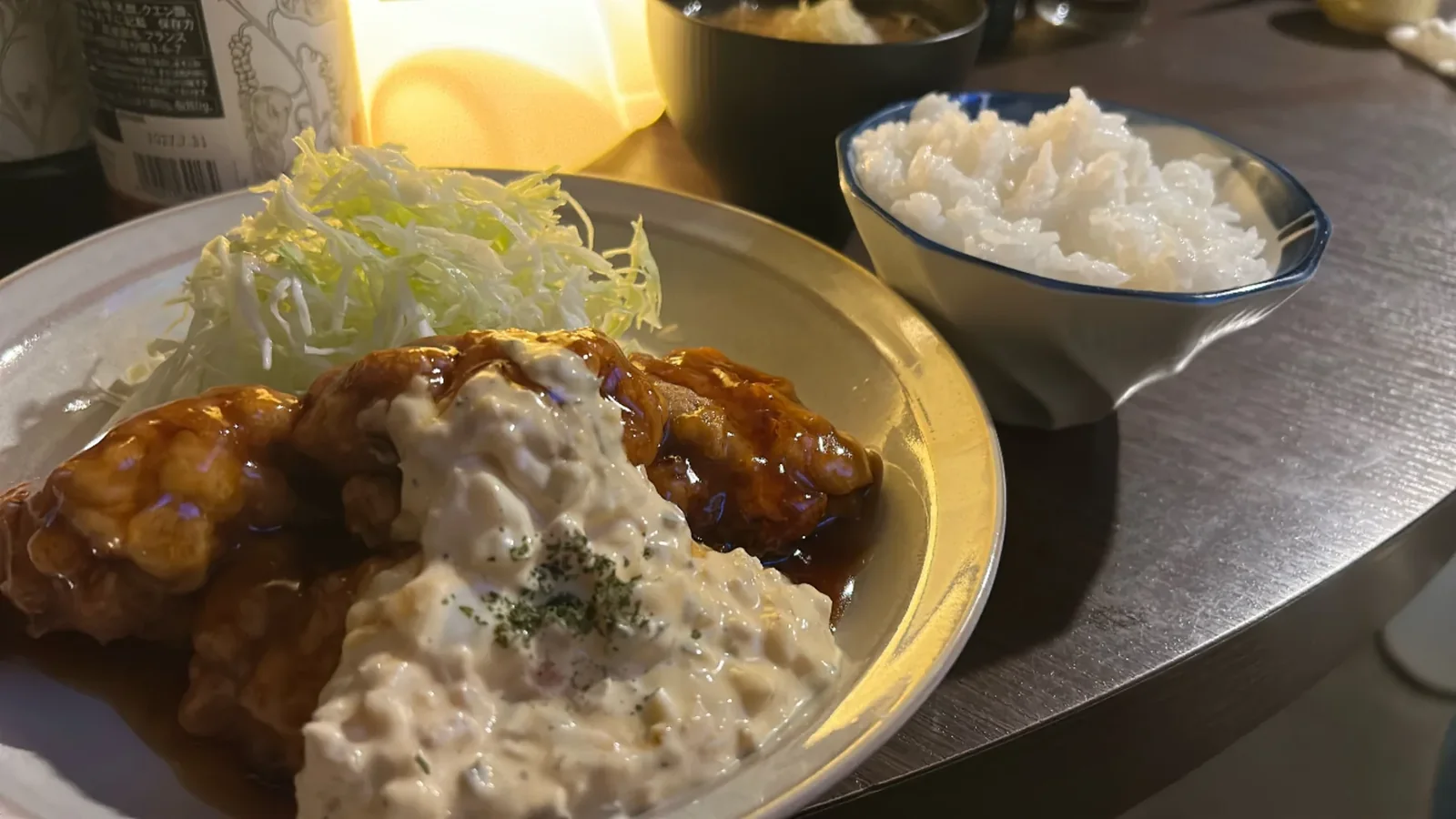 ごはんとおかずを盛り合わせた、これまでに提供した料理の写真